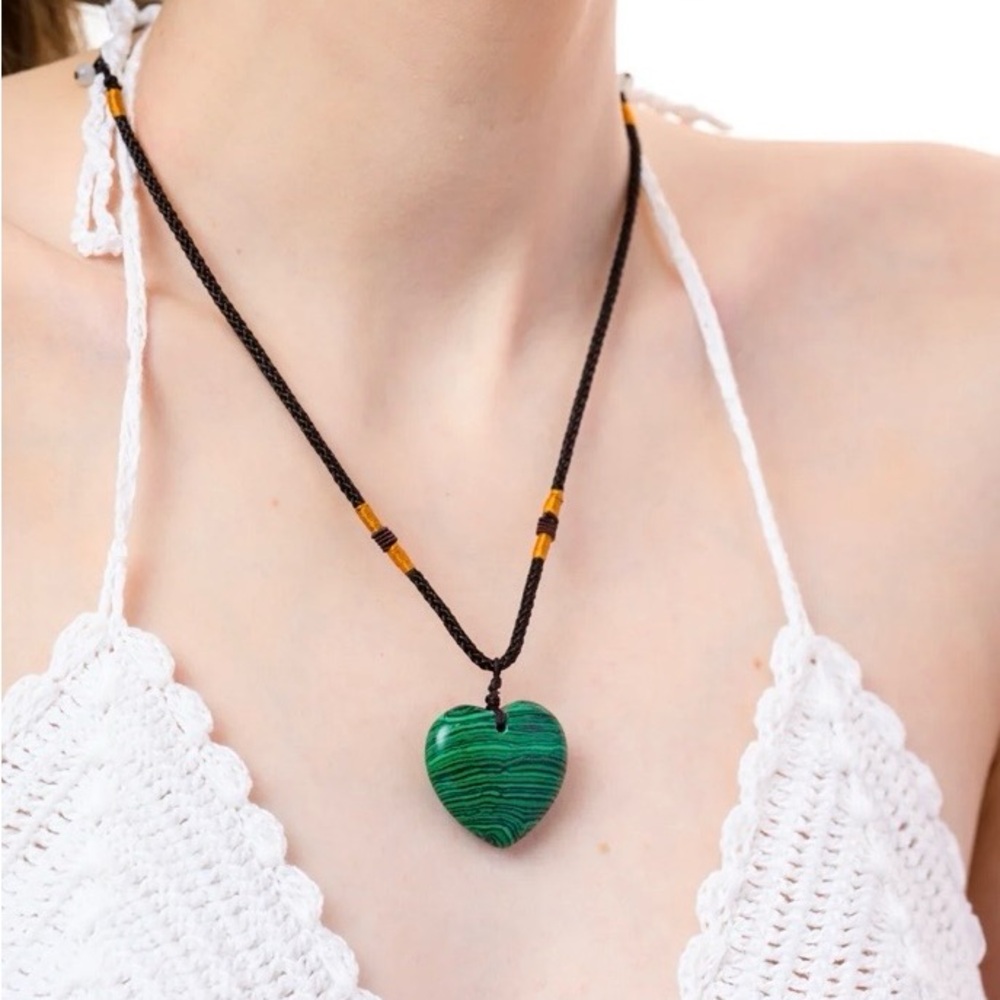 MALACHITE Gemstone Heart Necklace 💥🆕💥